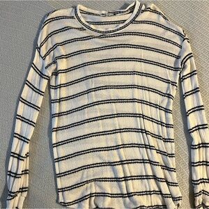 Staccato Boutique lightweight sweater